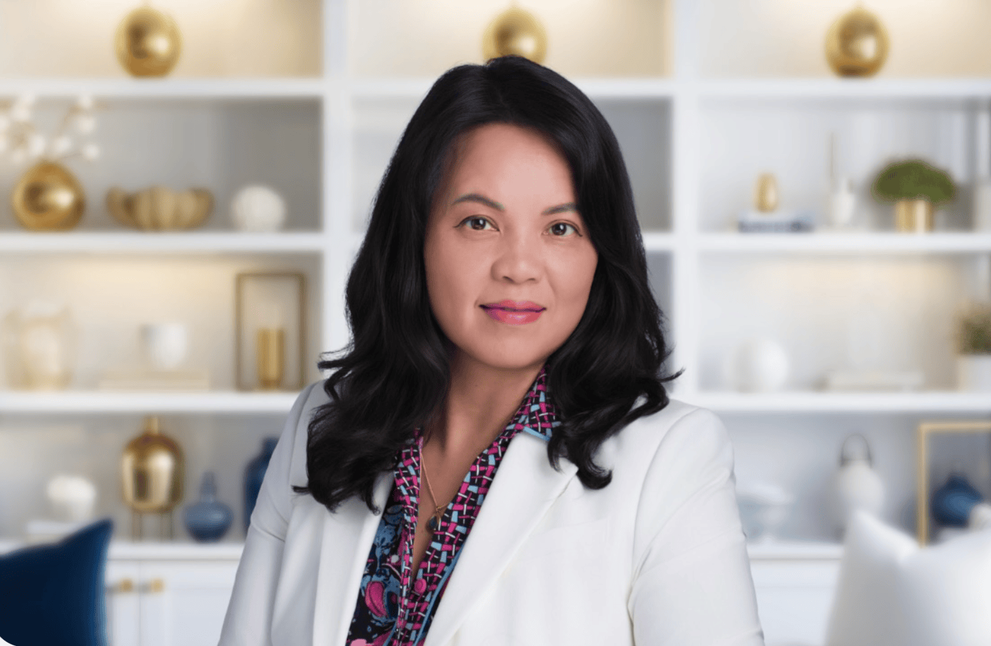 Julia Liang - Founder